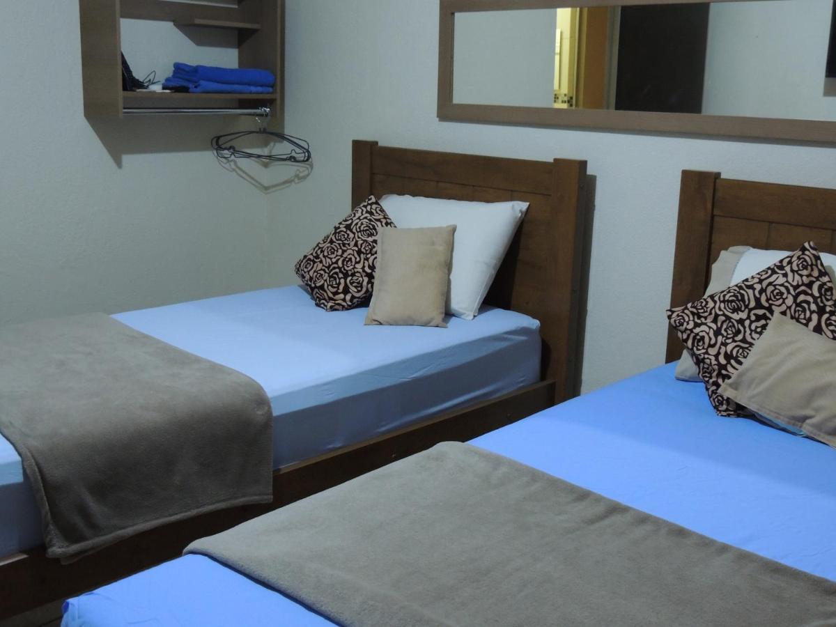 דוקה דה קשיאס Quartos Em Casa In Caxias Da Paraiso מראה חיצוני תמונה