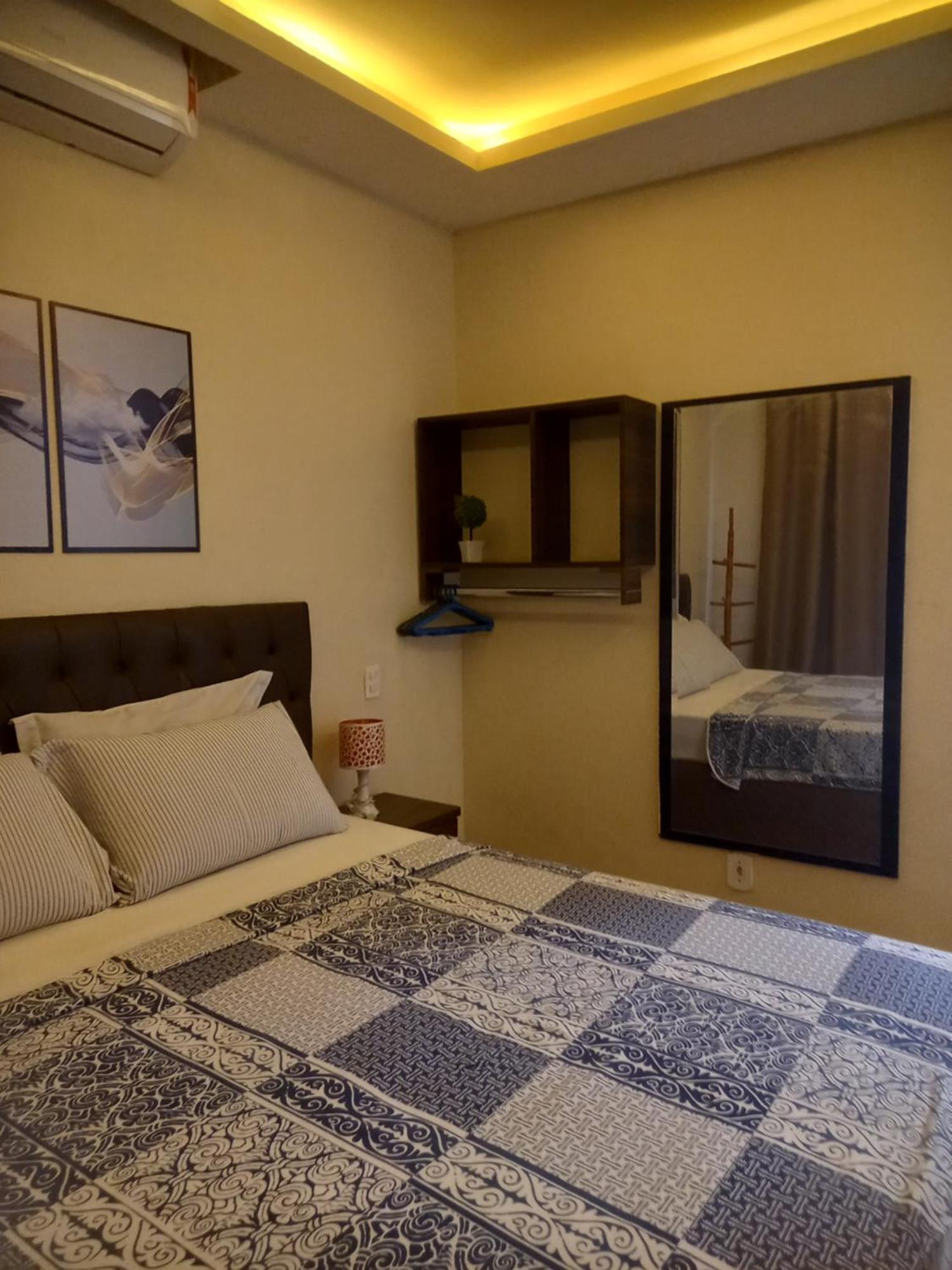 דוקה דה קשיאס Quartos Em Casa In Caxias Da Paraiso מראה חיצוני תמונה