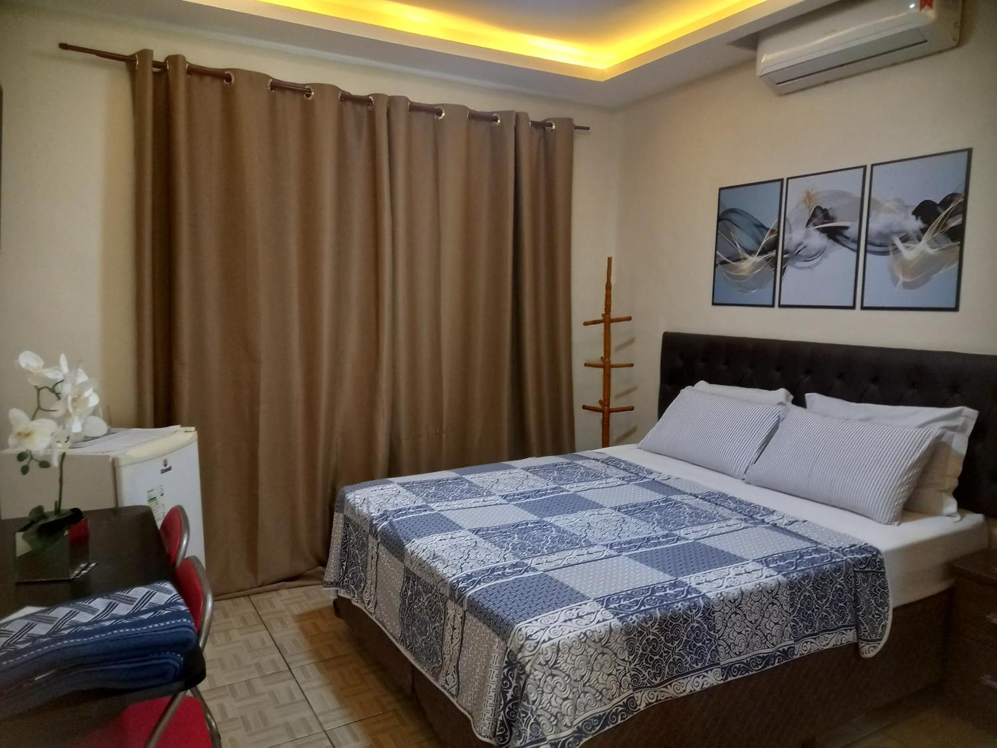 דוקה דה קשיאס Quartos Em Casa In Caxias Da Paraiso מראה חיצוני תמונה