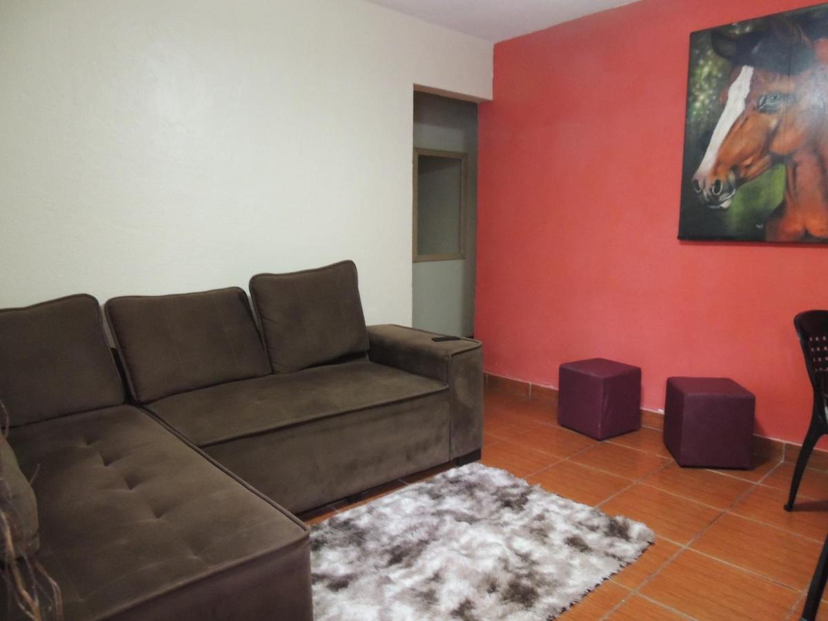 דוקה דה קשיאס Quartos Em Casa In Caxias Da Paraiso מראה חיצוני תמונה